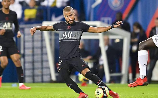 开云官网-包含巴黎圣日耳曼主场大胜，稳固联赛前位的词条