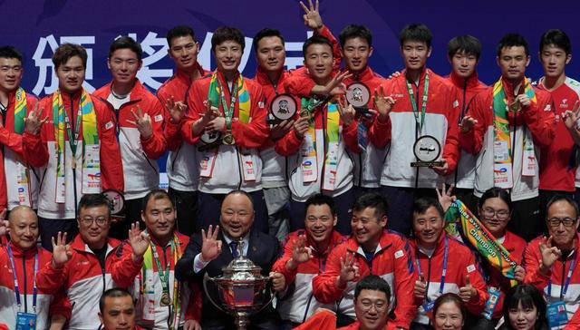 关于夺冠热门队伍士气高涨，备战关键战役的信息