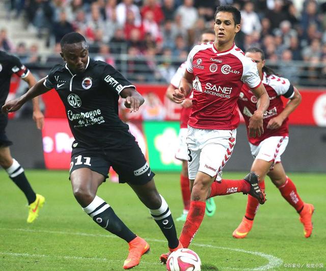 开云体育在线-兰斯主场迎战图卢兹，双方实力对比备受关注