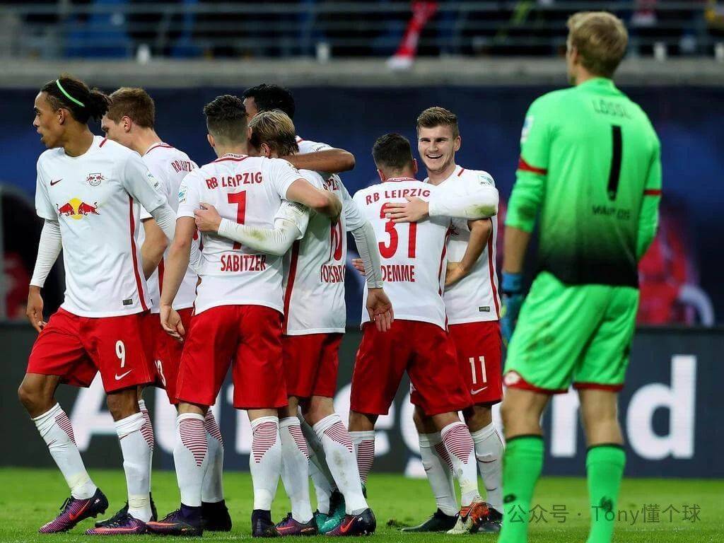 莱比锡红牛客场获胜！疯狂庆祝登顶积分榜的简单介绍