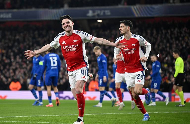 曼城大胜，切尔西险胜，英超球队表现抢眼