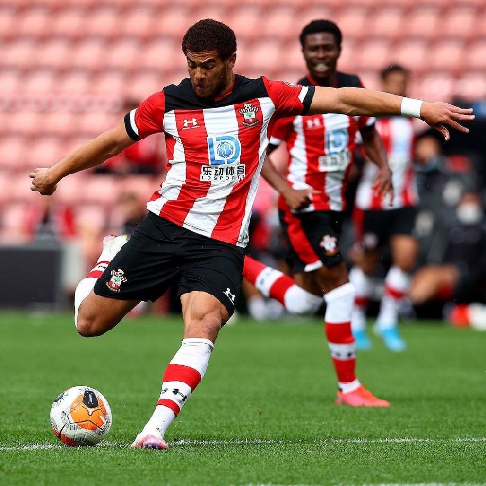 开云体育官方网站-南安普顿惊险胜出，积分榜逐渐攀升