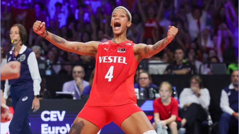 土耳其实力出众，轻松晋级下一轮的简单介绍