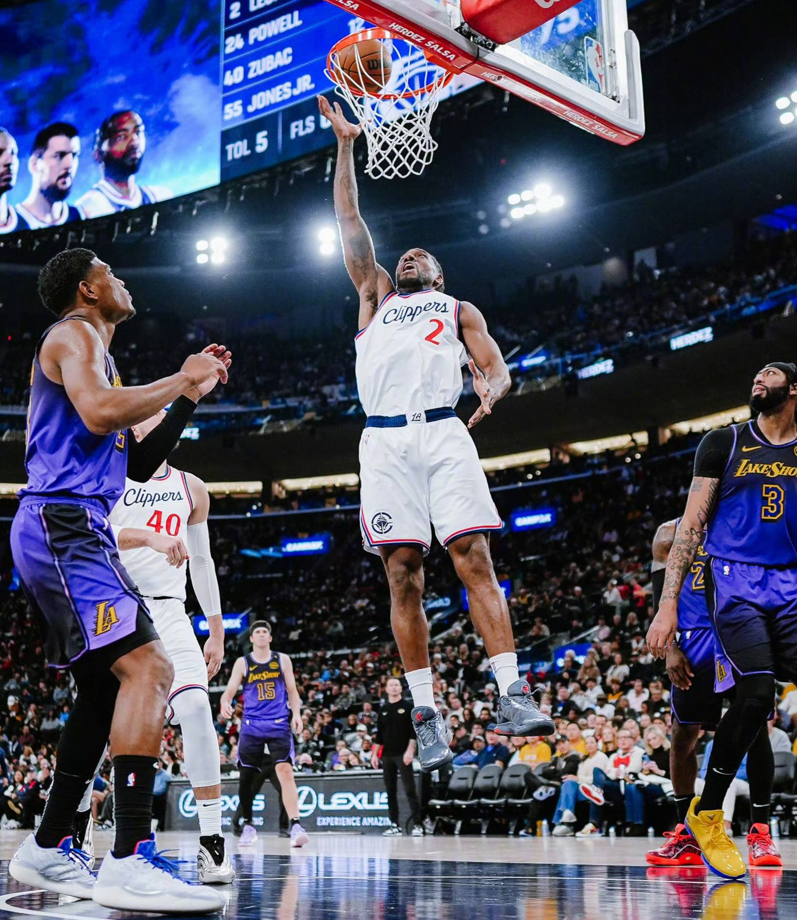 湖人大胜快船,詹皇分全场最佳 湖人大胜快船,詹皇分全场最佳