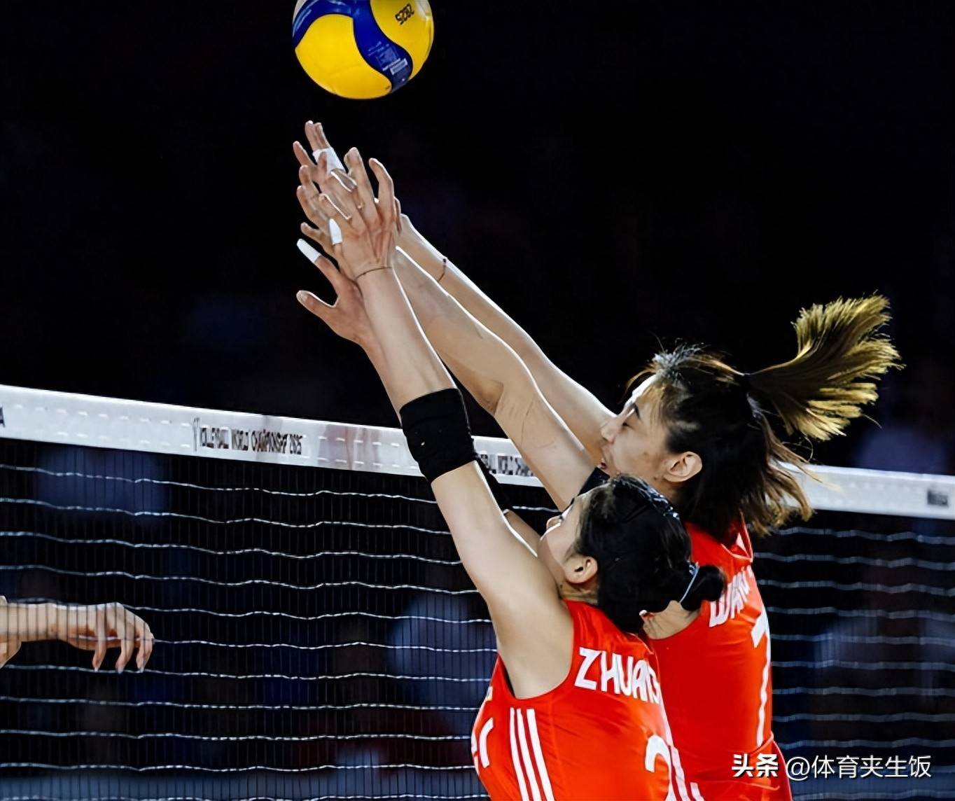 开云下载-女排比赛惊险拉锯战，中国队险胜晋级