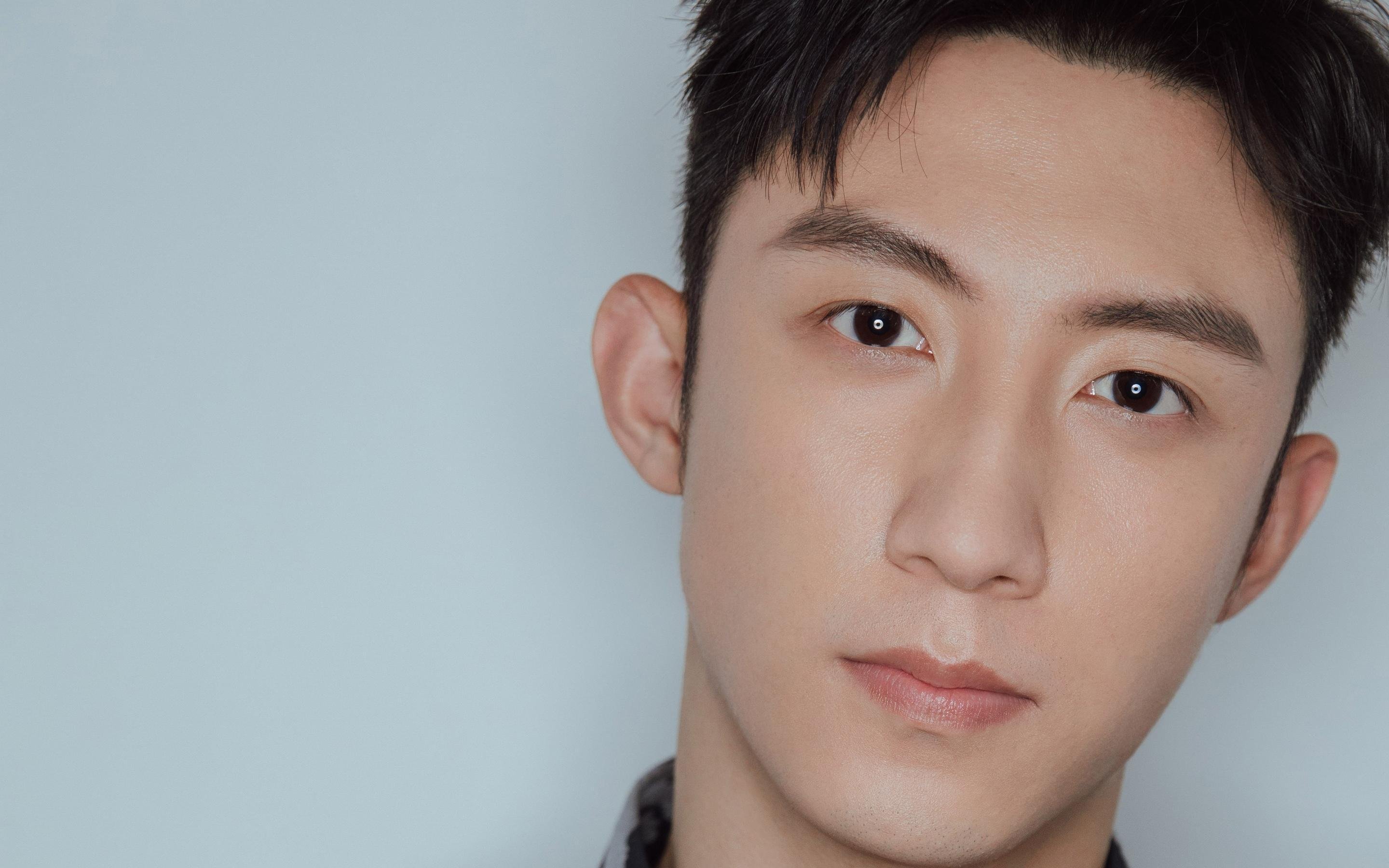 开云体育平台APP-曼联摧枯拉朽终结德国战车，加维巅峰主宰世界排名关键战