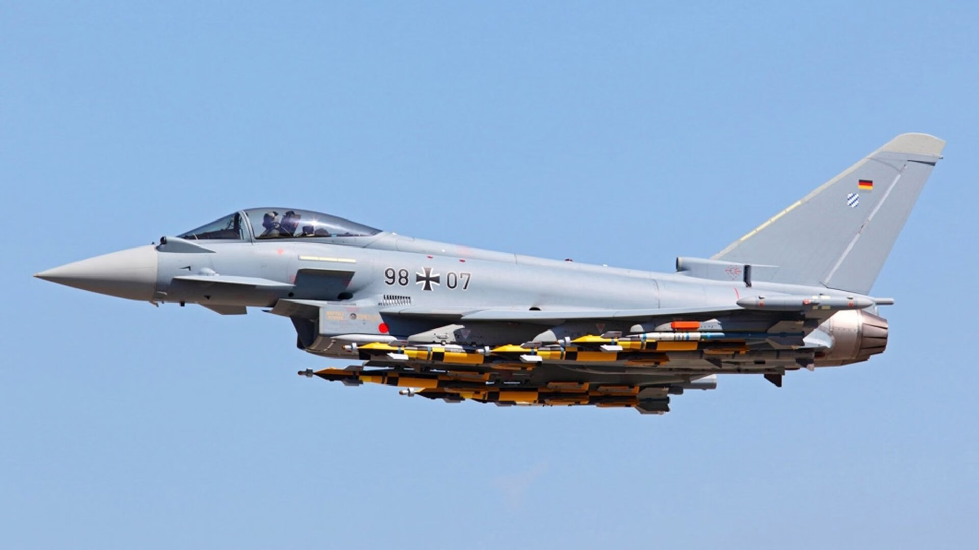 利拉德节奏完全掌控，上海队对阵马刺的战术制胜篇章