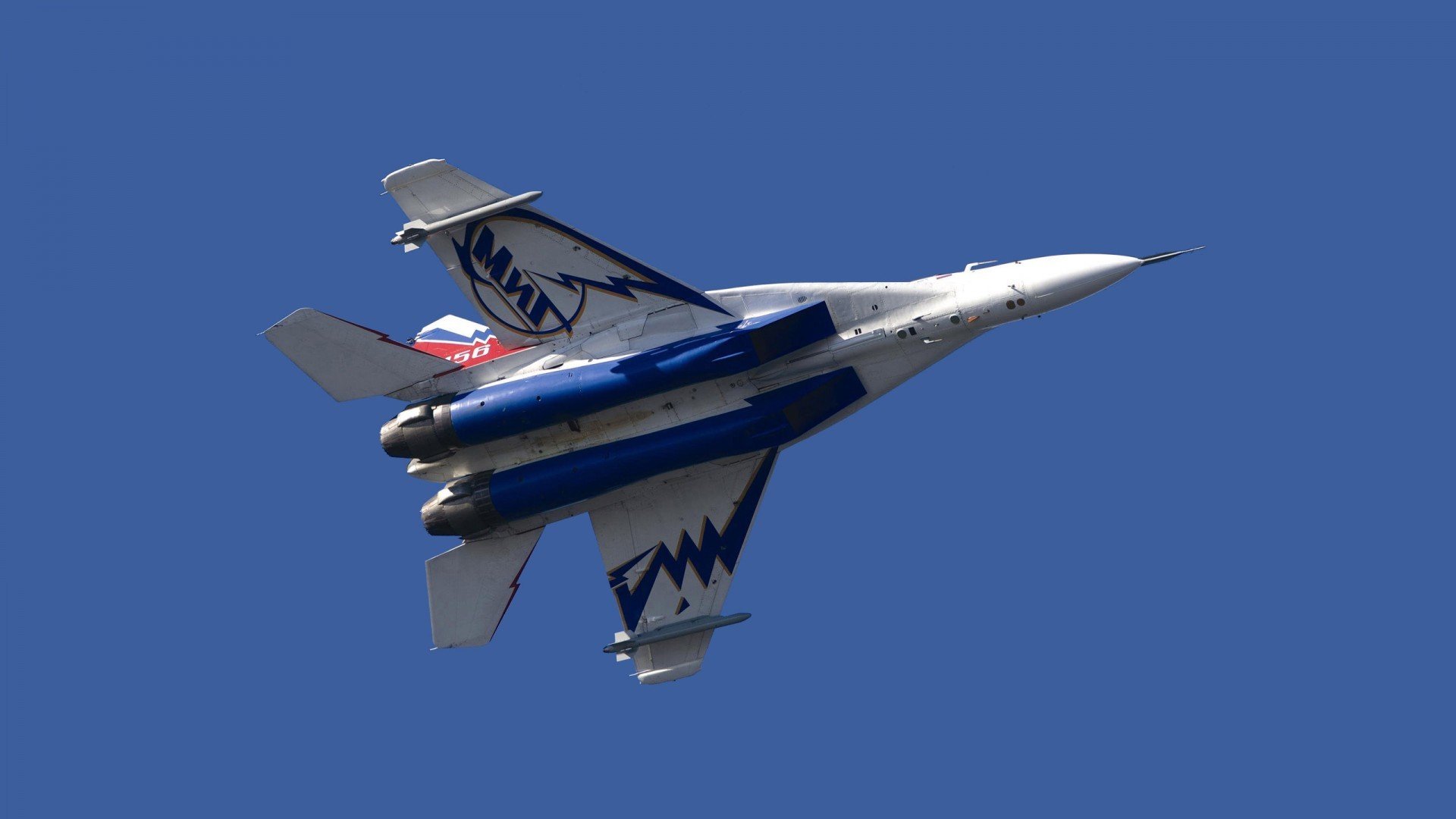 铁血里昂斩断南非之路，格列兹曼存在感拉满的战术诠释