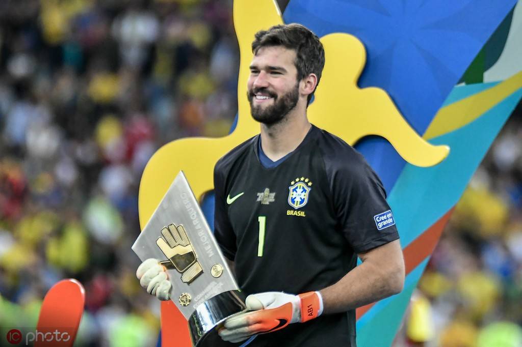 巴西对阵伊朗，范戴克全程高能输出