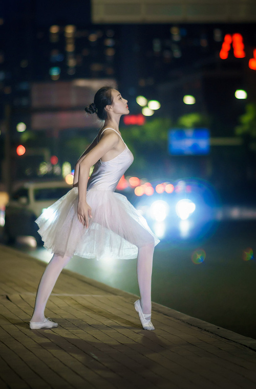 霍勒迪一战封神！率队力克开拓者，焦点之夜打破所有质疑